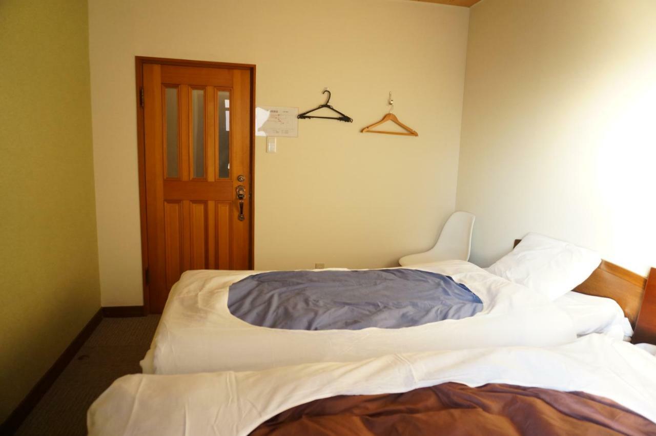 Guesthouse Arigato Hirosima Kültér fotó
